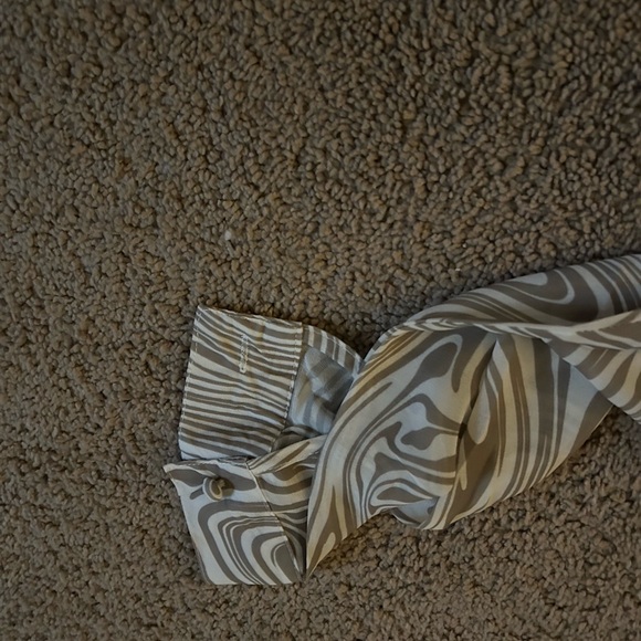 Princess Polly Beige and White Swirl Blouse - Picture 4 of 4